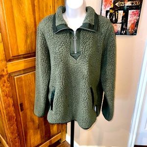 Abercrombie & Fitch army green pullover